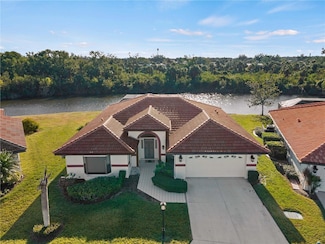 1946 Cove Pointe Dr, Venice, FL 34293