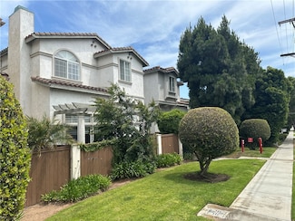 700 Meyer Ln Unit 4, Redondo Beach, CA 90278
