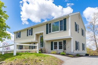 6 Skyview Ln, Woburn, MA 01801