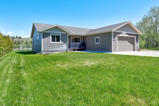 512 W Main St, Elliston, MT 59728