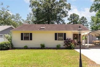 742 Shore Dr, Hartfield, VA 23071