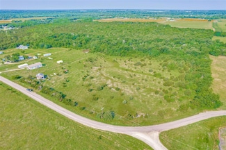 6638 County Road 4617, Wolfe City, TX 75496