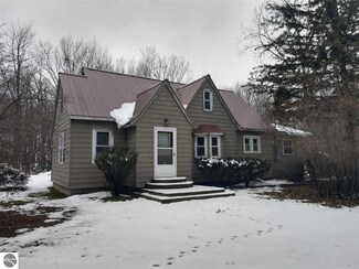 1239 Lentner Rd, Turner, MI 48765