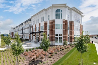 75 E Hoffman Ave Unit 2075, Lindenhurst, NY 11757