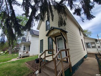315 S Lincoln Ave, Davenport, IA 52802