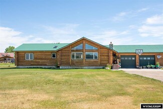 2 Sugarpine St, Lander, WY 82520