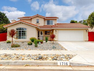 1716 Baden Ave, Grover Beach, CA 93433