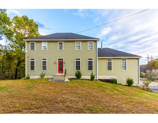 13 Follette St, Grafton, MA 01519