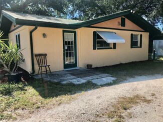 1353 N Lockwood Ridge Rd, Sarasota, FL 34237