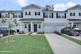 6033 Carolines Ct, Jacksonville, FL 32277