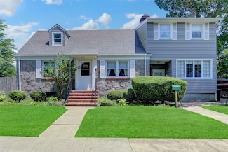 2055 Hillside Ave, Bellmore, NY 11710