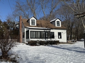 15 Chace Ave, Warren, RI 02885