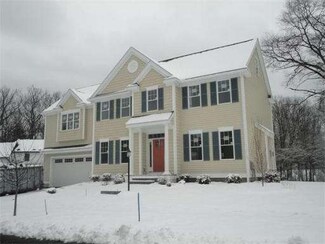 1 Stonehill Ln, Milton, MA 02186