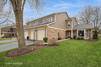 1207 Emerson Ln Unit 31B, Libertyville, IL 60048