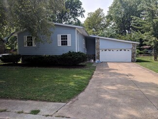 2010 Maple Tree Ln, East Saint Louis, IL 62206