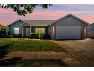 5970 St Helena St, Eugene, OR 97402