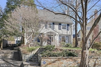 6915 Woodside Place, Chevy Chase, MD 20815