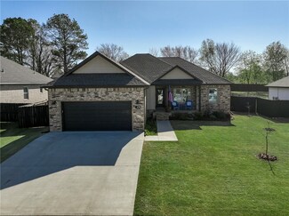 476 N Otoe, Farmington, AR 72730