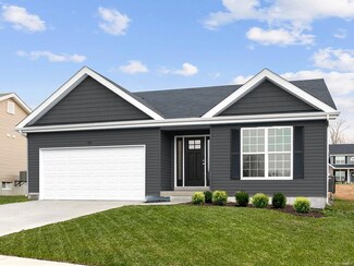 1555 Winding Meadows Dr, Fenton, MO 63026