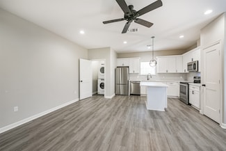 4405 Mallow St, Houston, TX 77051