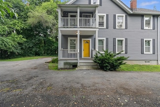 281 Violet Ave, Poughkeepsie, NY 12601