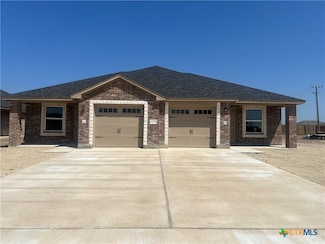 6205 Twistleaf Ln Unit A & B, Killeen, TX 76543
