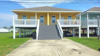 521 12th St, San Leon, TX 77539