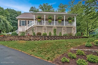 109 Warden Ave, Shavertown, PA 18708