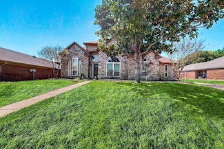 622 Meadowcrest Dr, Lewisville, TX 75077