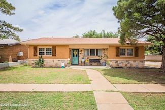 202 N 19th St, Lamesa, TX 79331