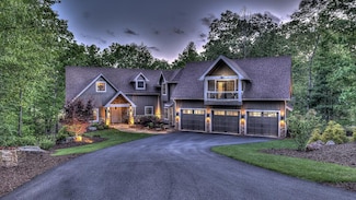 1533 Old Toccoa Loop, Mineral Bluff, GA 30559