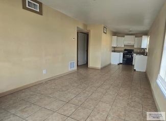 900 N Mike Chapa Rd, La Villa, TX 78562