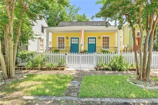 431 Red Allen Way, New Orleans, LA 70114