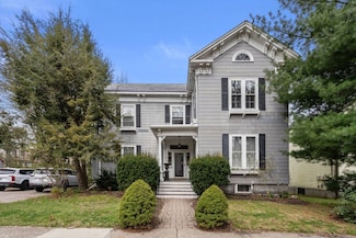 27 Champa St Unit 2, Newton Upper Falls, MA 02464