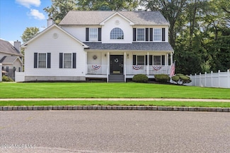 20 Northgate Dr, Englishtown, NJ 07726