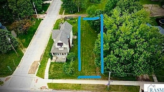 S N Broadway, Alden, MN 56009