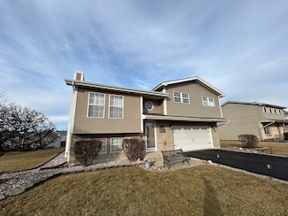 7512 W Benton Dr, Frankfort, IL 60423