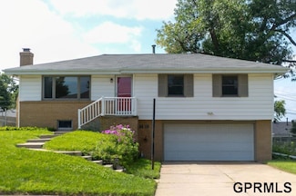 9715 Camden Ave, Omaha, NE 68134
