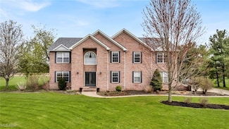 39011 Arbor Ct, Grafton, OH 44044