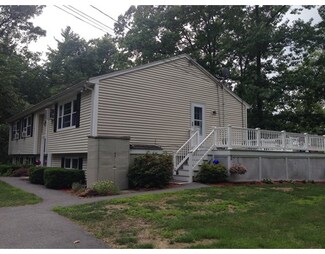 6 Wallace St, Newton, NH 03858