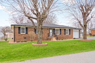 3913 Tanglewood Dr, Hopkinsville, KY 42240