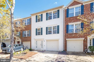 26134 Lands End Dr, Chantilly, VA 20152
