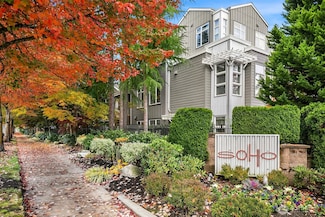 521 7th Ave Unit 403, Kirkland, WA 98033