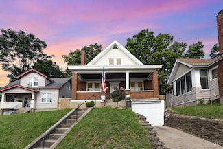 1605 Ross Ave, Cincinnati, OH 45205