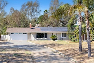 1105 S Stage Coach Ln, Fallbrook, CA 92028