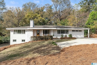 2725 Shades Crest Rd, Vestavia, AL 35216