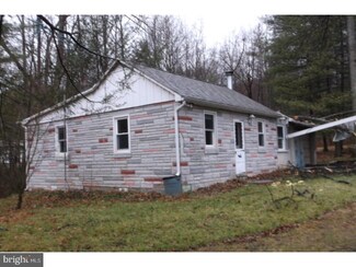 68 Second Mountain Rd, Pine Grove, PA 17963
