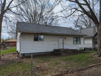 235 Harding Ave, Trail Creek, IN 46360