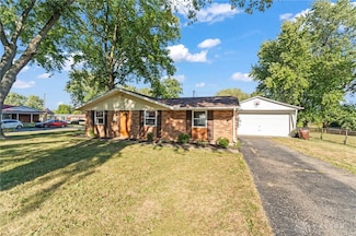 110 Mccraw Dr, Englewood, OH 45322