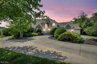 23855 W Rim Dr, Columbia Station, OH 44028
